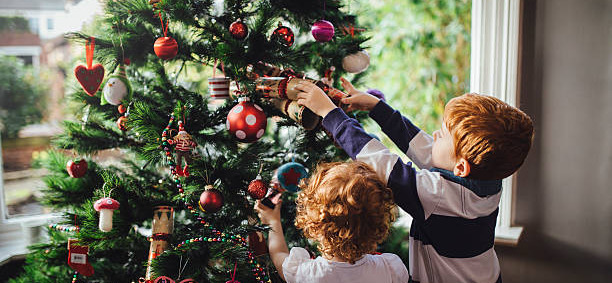 thumbnail of 10 Traditionen und Bräuche die an Weihnachten nicht fehlen dürfen